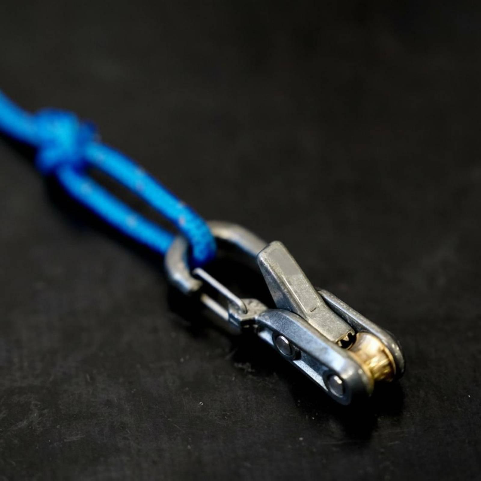 Cord Fastener with Carabiner M - đánh giá và giá Camping Rope